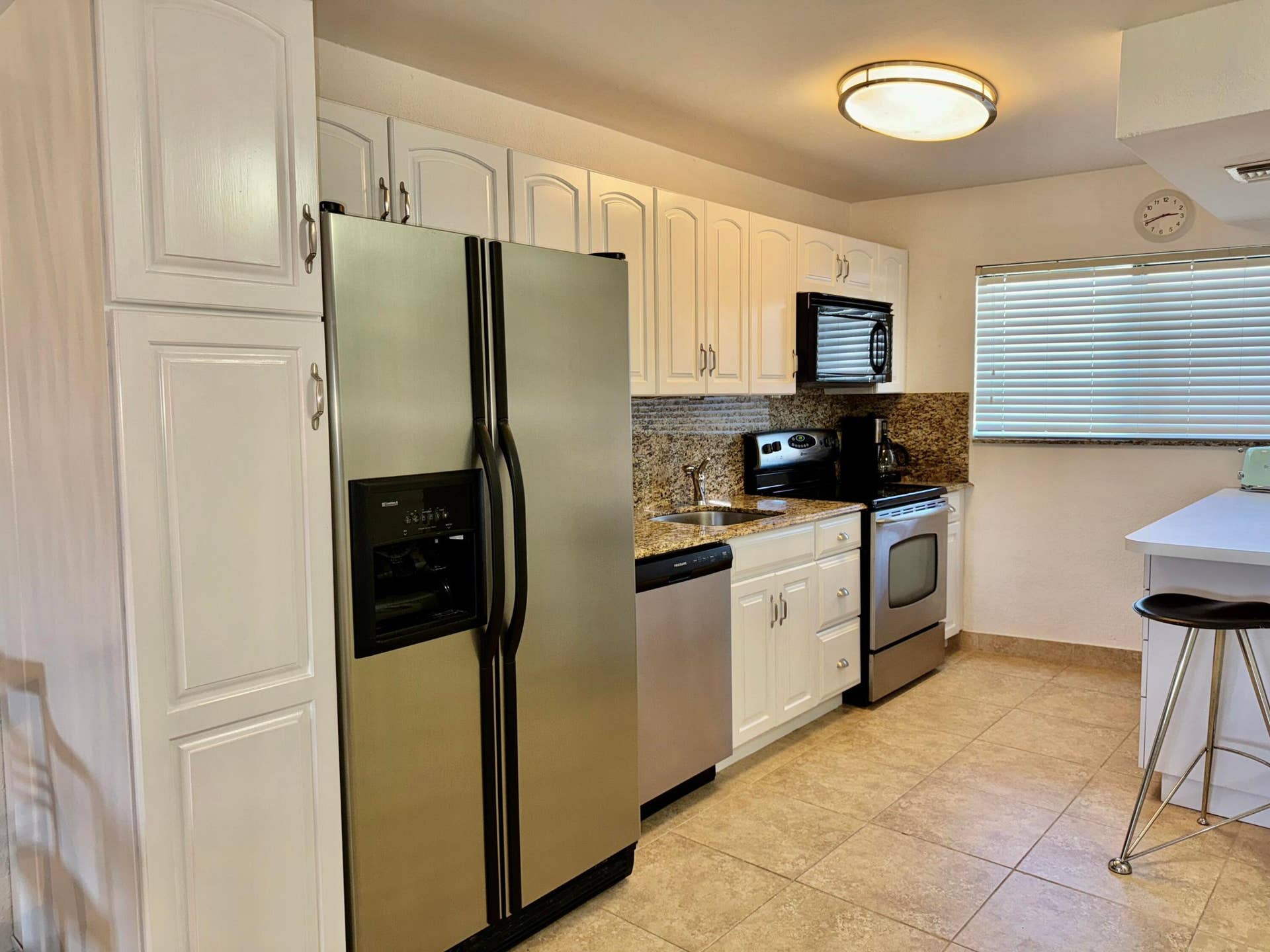 3605 S Ocean Boulevard, #311, South Palm Beach, FL 33480 kitchen2