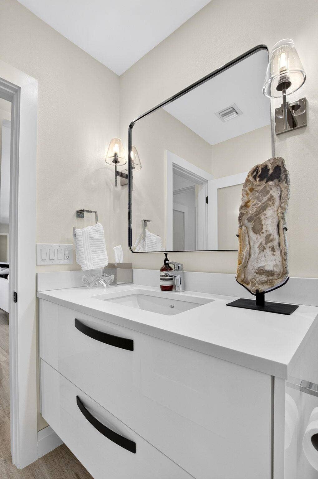 651 Juneberry Court, Boca Raton, FL 33486 BATH TWO VIEW