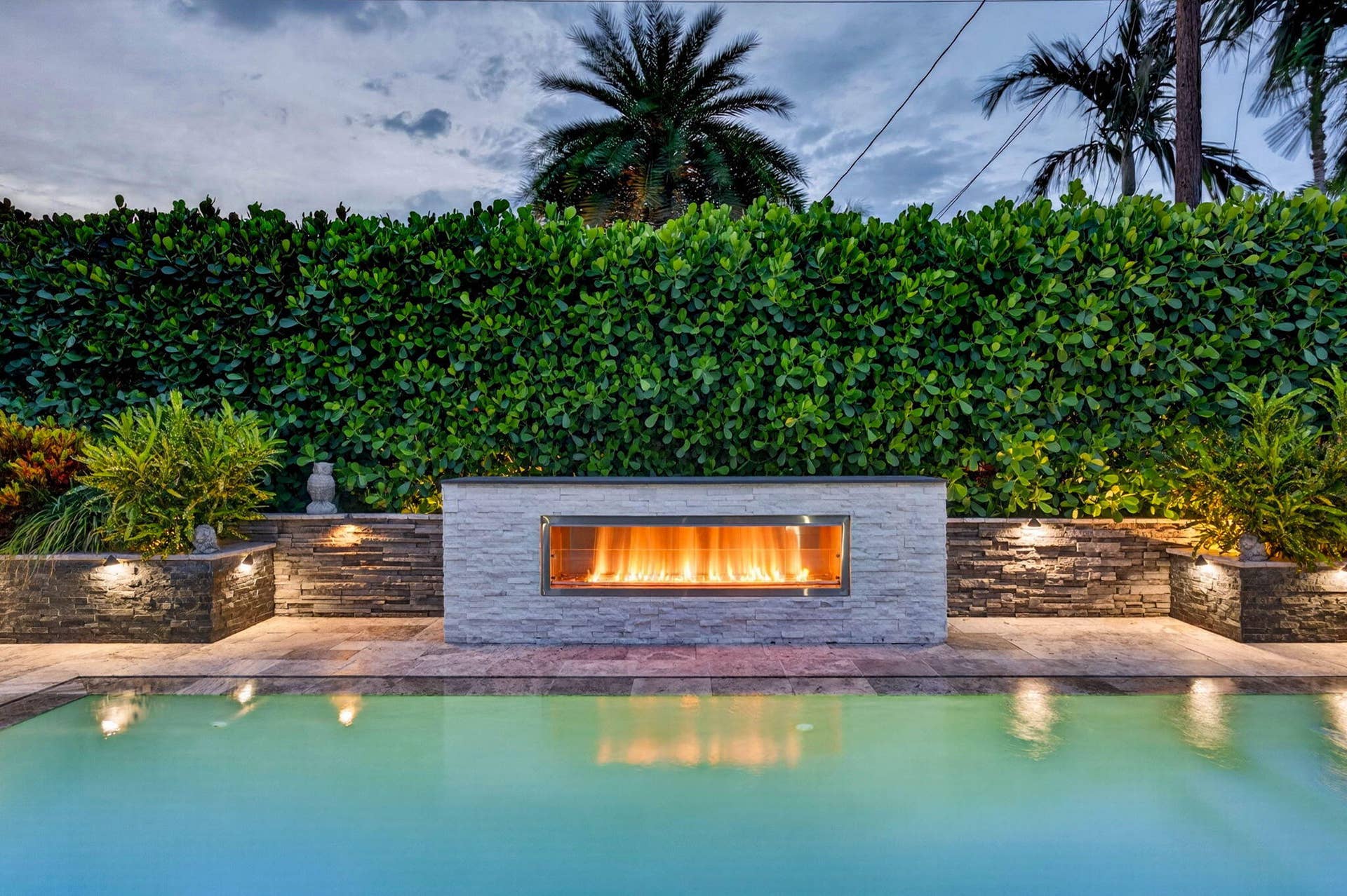 651 Juneberry Court, Boca Raton, FL 33486 GAS FIREPLACE VIEW AT NIGHT