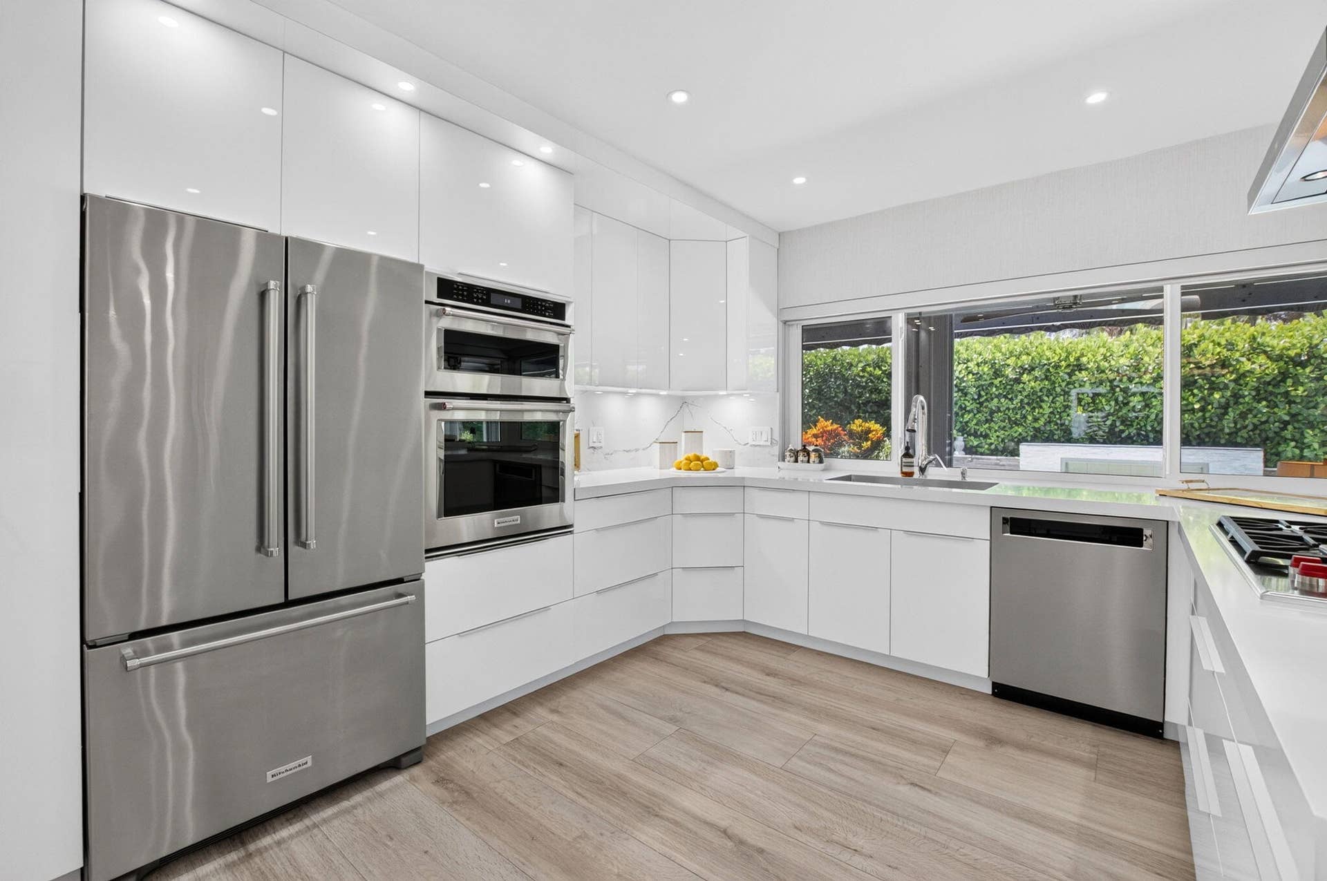 651 Juneberry Court, Boca Raton, FL 33486 KITCHEN VIEW