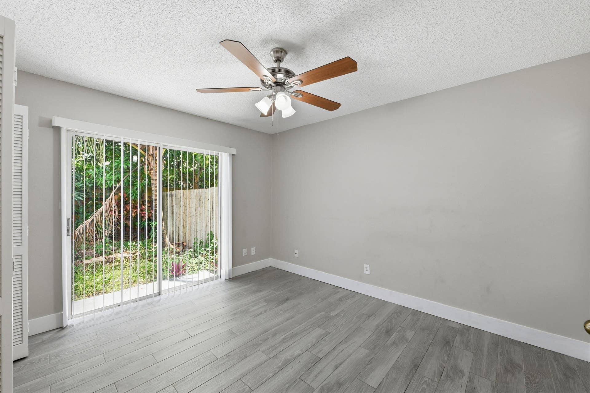 10837 NW 46TH Drive, Coral Springs, FL 33076 021_ListerPros
