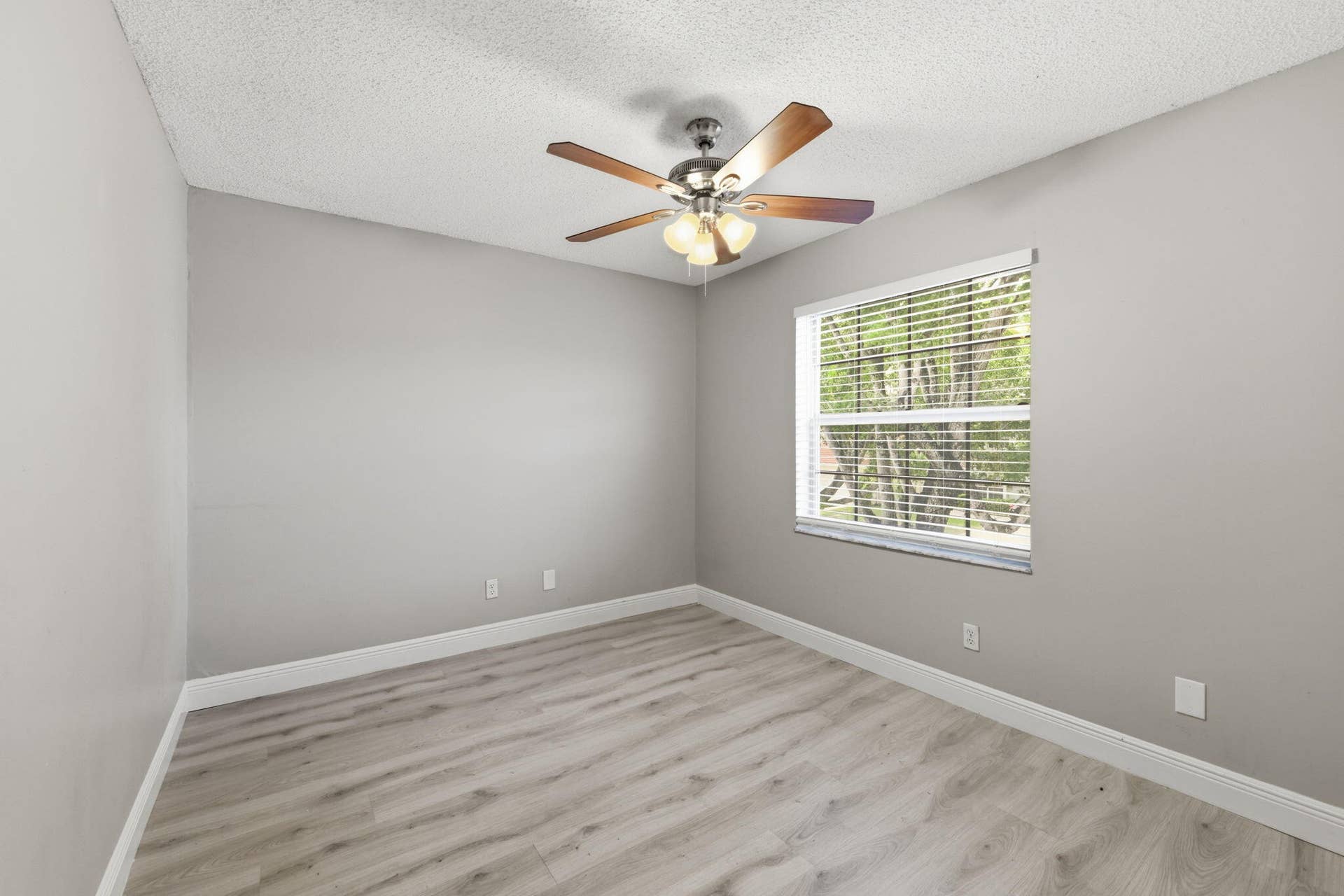 10837 NW 46TH Drive, Coral Springs, FL 33076 023_ListerPros
