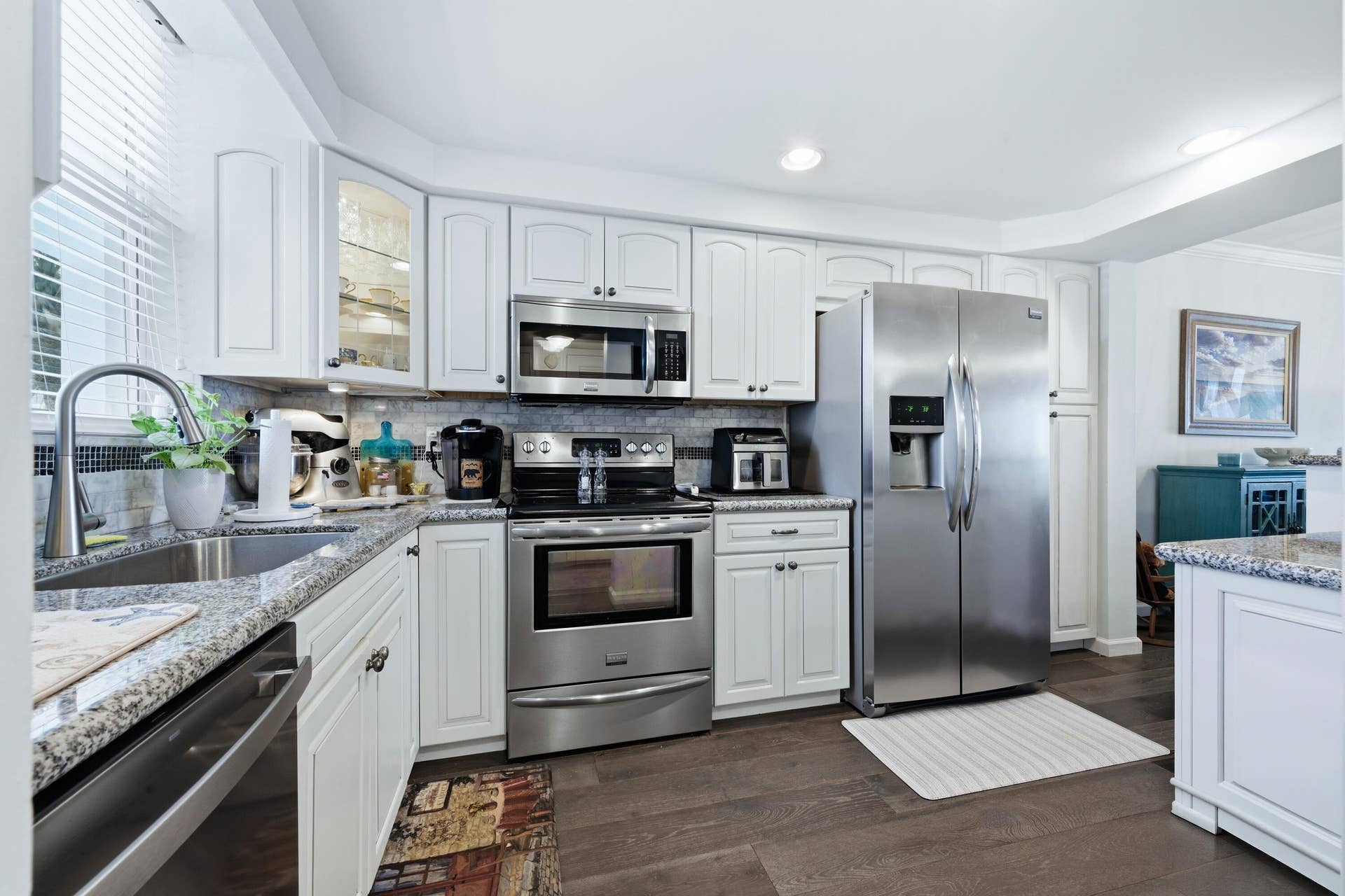 100 Paradise Harbour Boulevard, #203, North Palm Beach, FL 33408 Kitchen