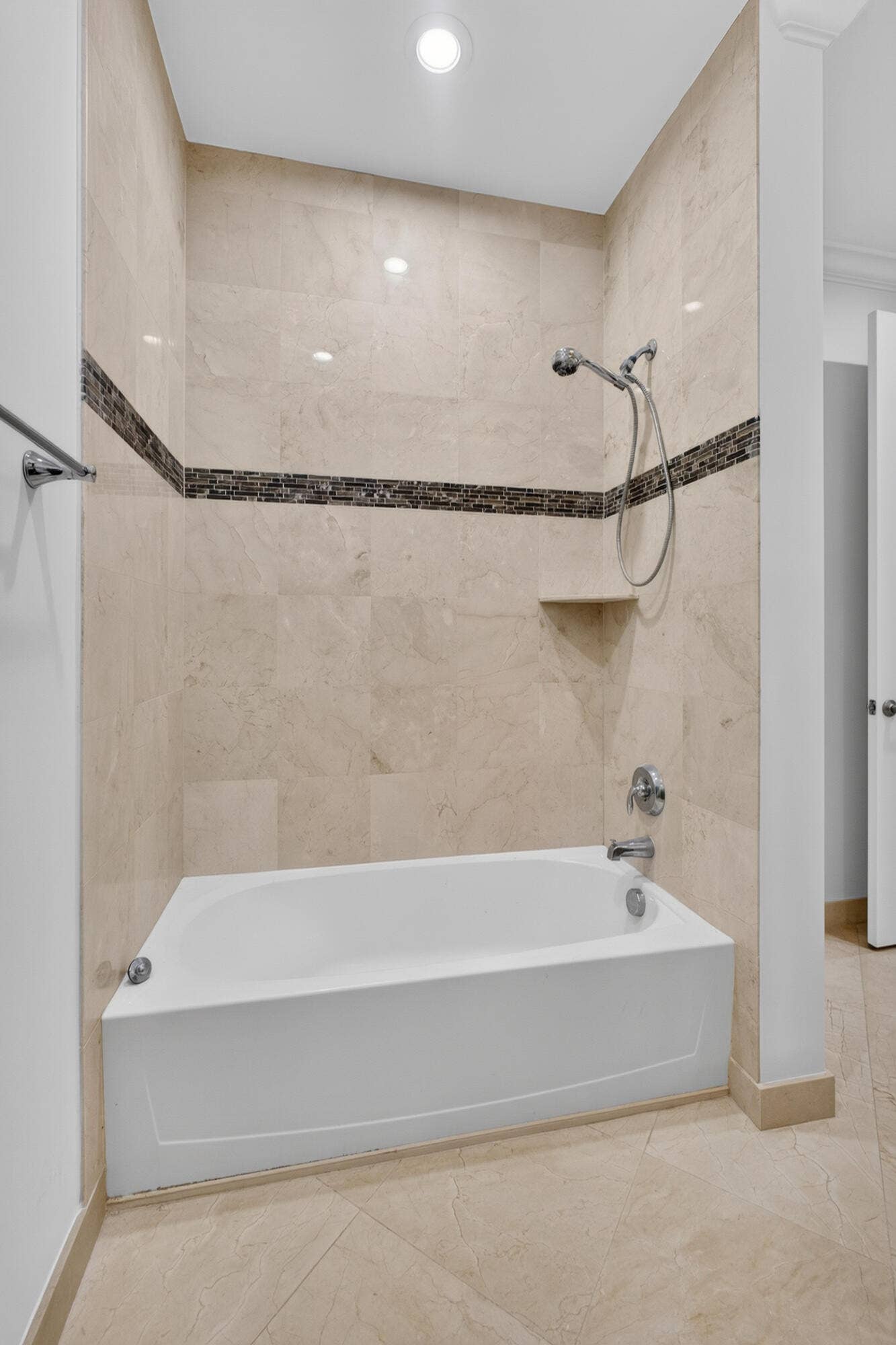 195 Tresana Boulevard, #165, Jupiter, FL 33478 Jupiter CC