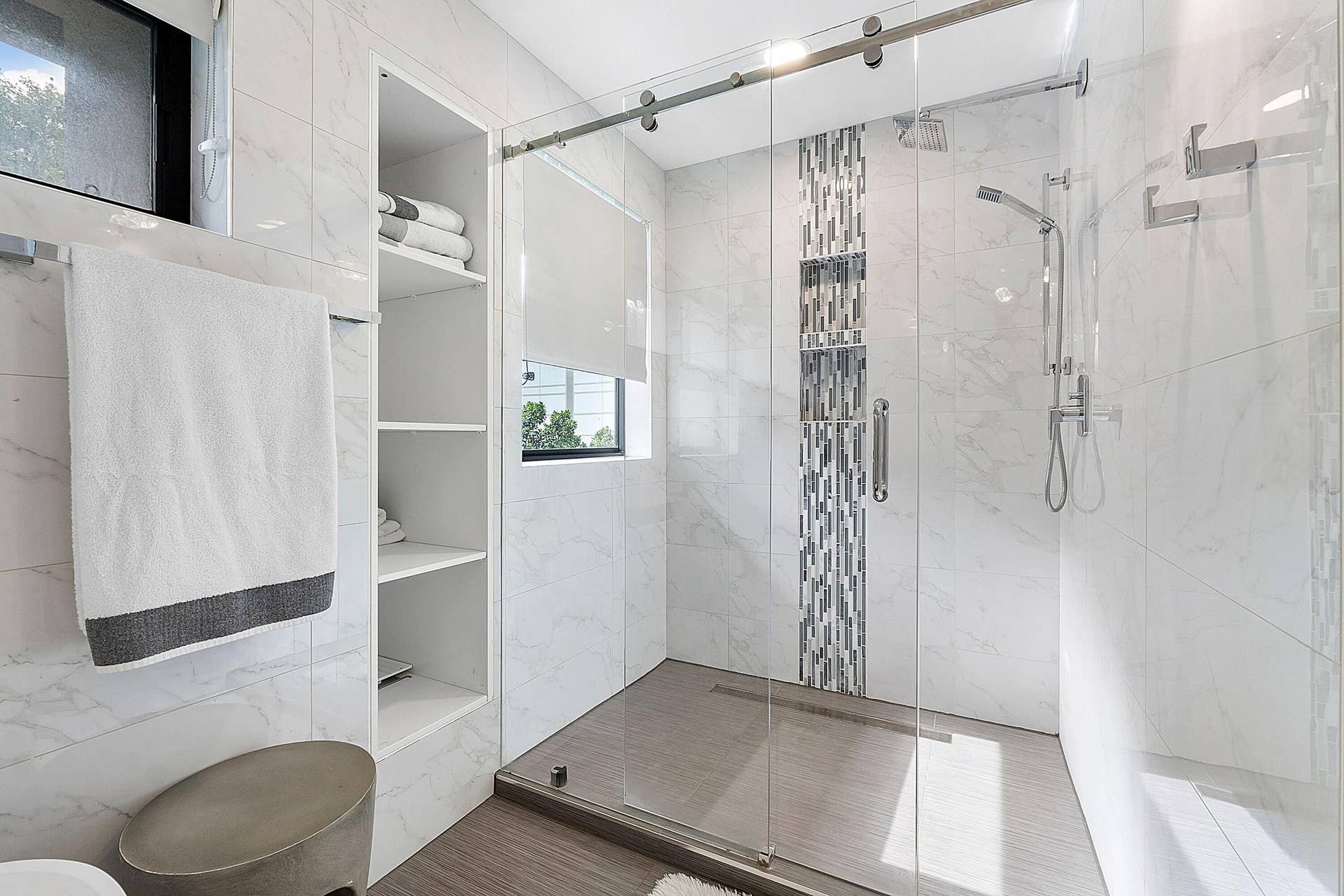 owner's suite bath