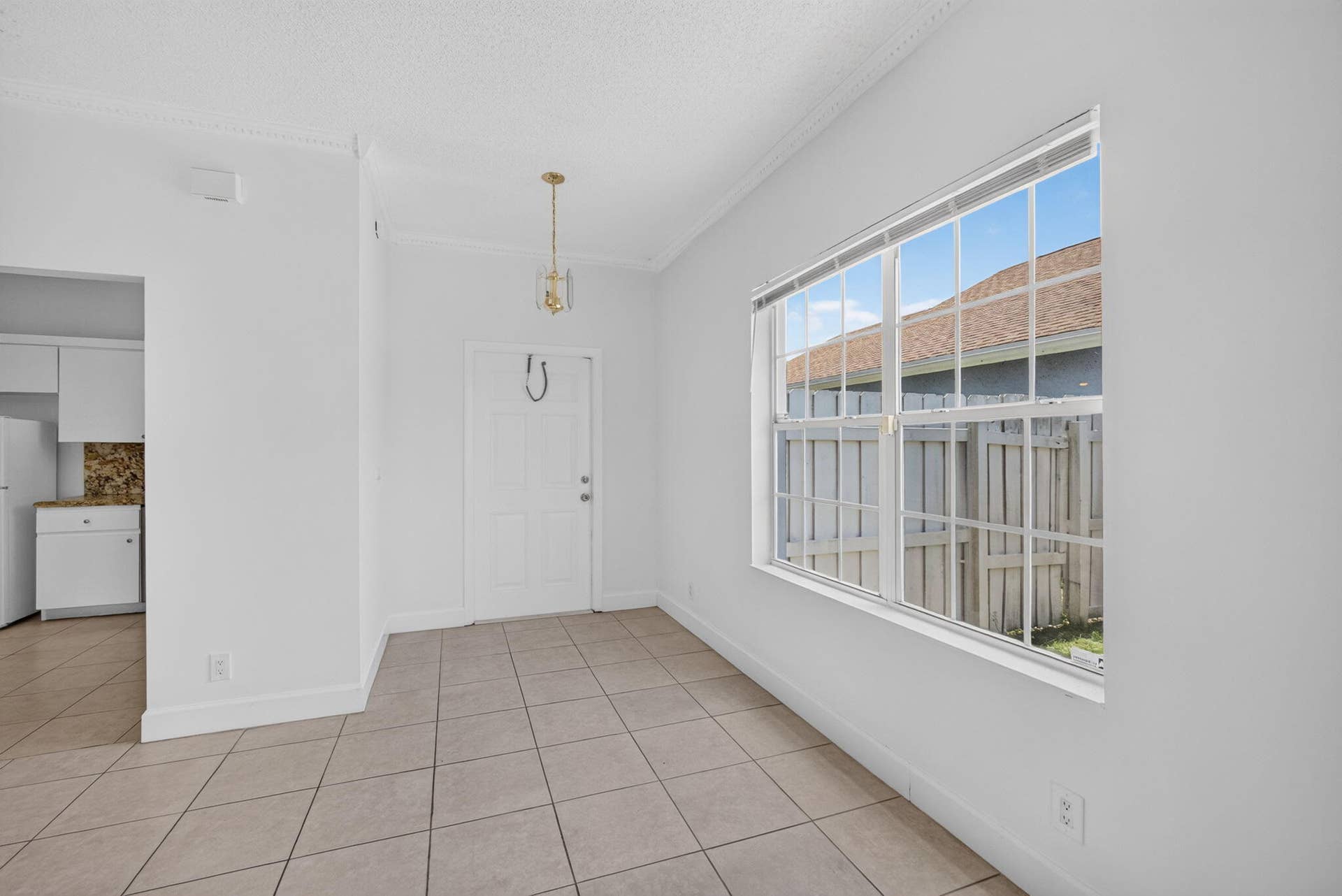 3871 Circle Lake Drive, West Palm Beach, FL 33417 7-web-or-mls-5D1A5514