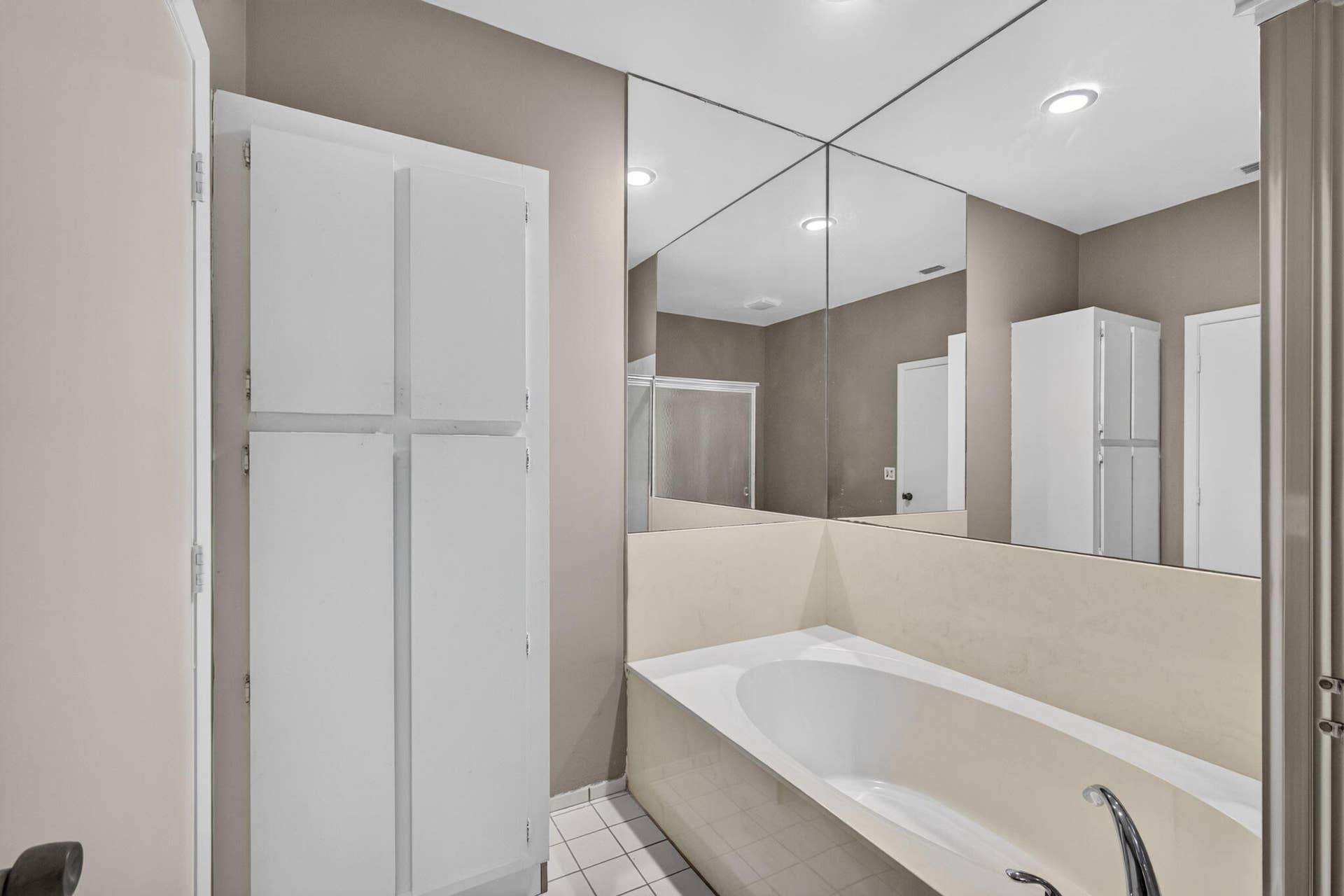 3871 Circle Lake Drive, West Palm Beach, FL 33417 28-web-or-mls-5D1A5594
