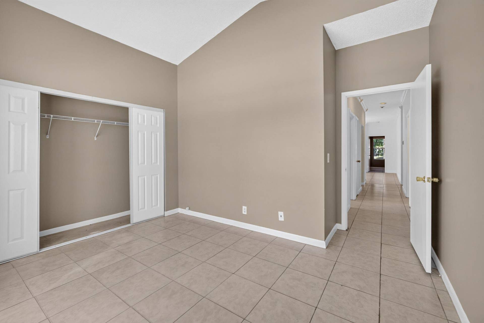 3871 Circle Lake Drive, West Palm Beach, FL 33417 38-web-or-mls-5D1A5669