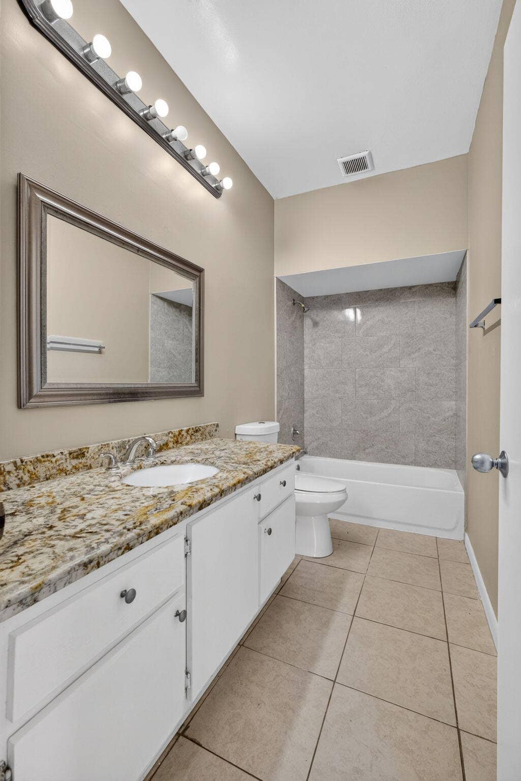 3871 Circle Lake Drive, West Palm Beach, FL 33417 33-web-or-mls-5D1A5645