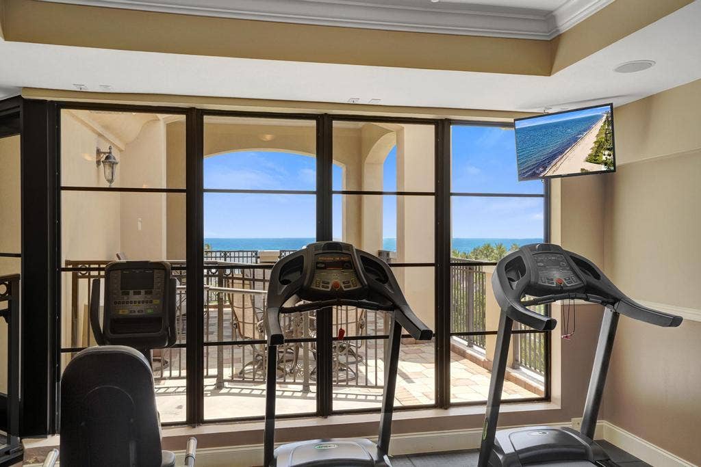 GYM VIEWS
