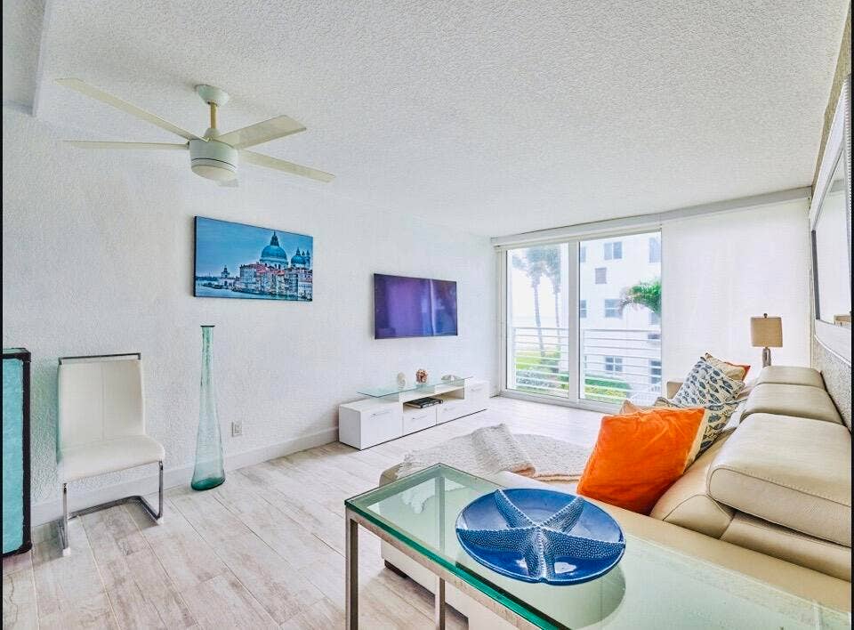 1043 HILLSBORO MILE, #21C, Hillsboro Beach, FL 33062 1043 Fav LR