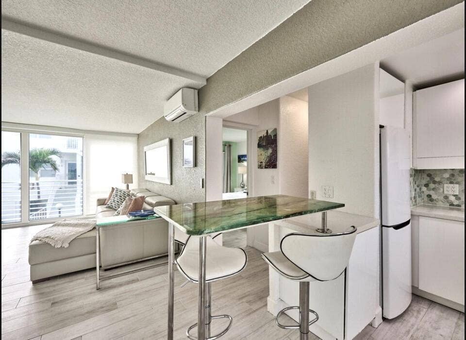 1043 HILLSBORO MILE, #21C, Hillsboro Beach, FL 33062 GetMedia.ashx-9