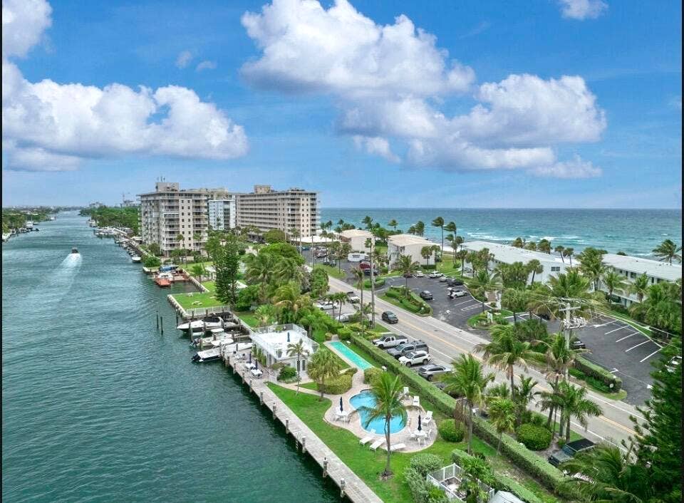 1043 HILLSBORO MILE, #21C, Hillsboro Beach, FL 33062 1043 intra