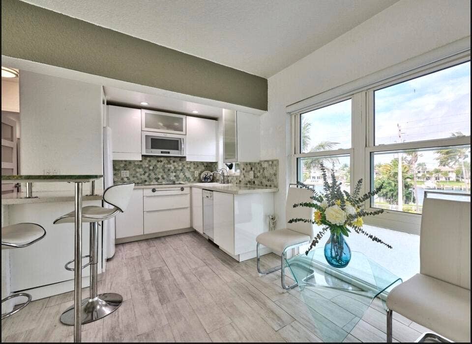 1043 HILLSBORO MILE, #21C, Hillsboro Beach, FL 33062 1043 full kitch