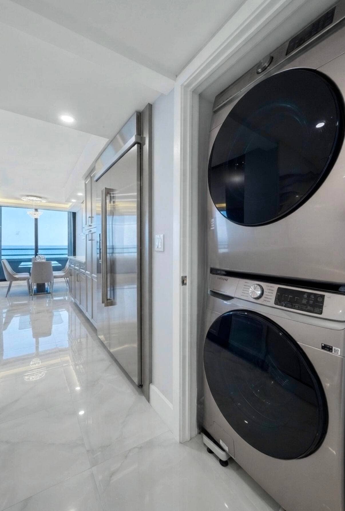 unit washer dryer
