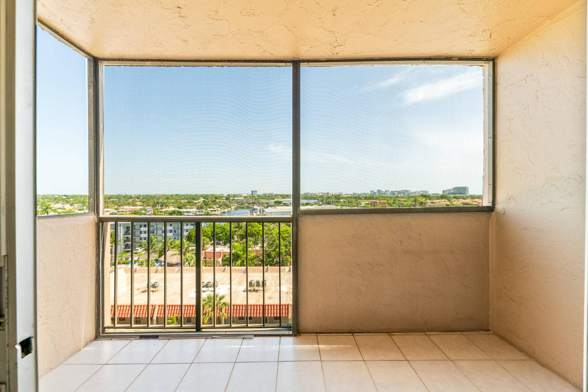 777 S Federal Highway, #RP906, Pompano Beach, FL 33062 20260715 - 777 S Federal Hwy Apt 906 - M