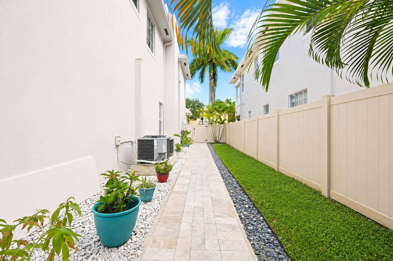 1505 SW 23RD Street, Fort Lauderdale, FL 33315 EC12908B-D357-434D-981C-77BA046C500D