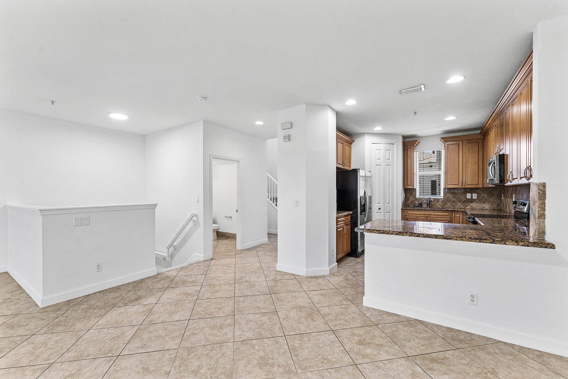011-3030WatersideCircle-BoyntonBeach-FL-