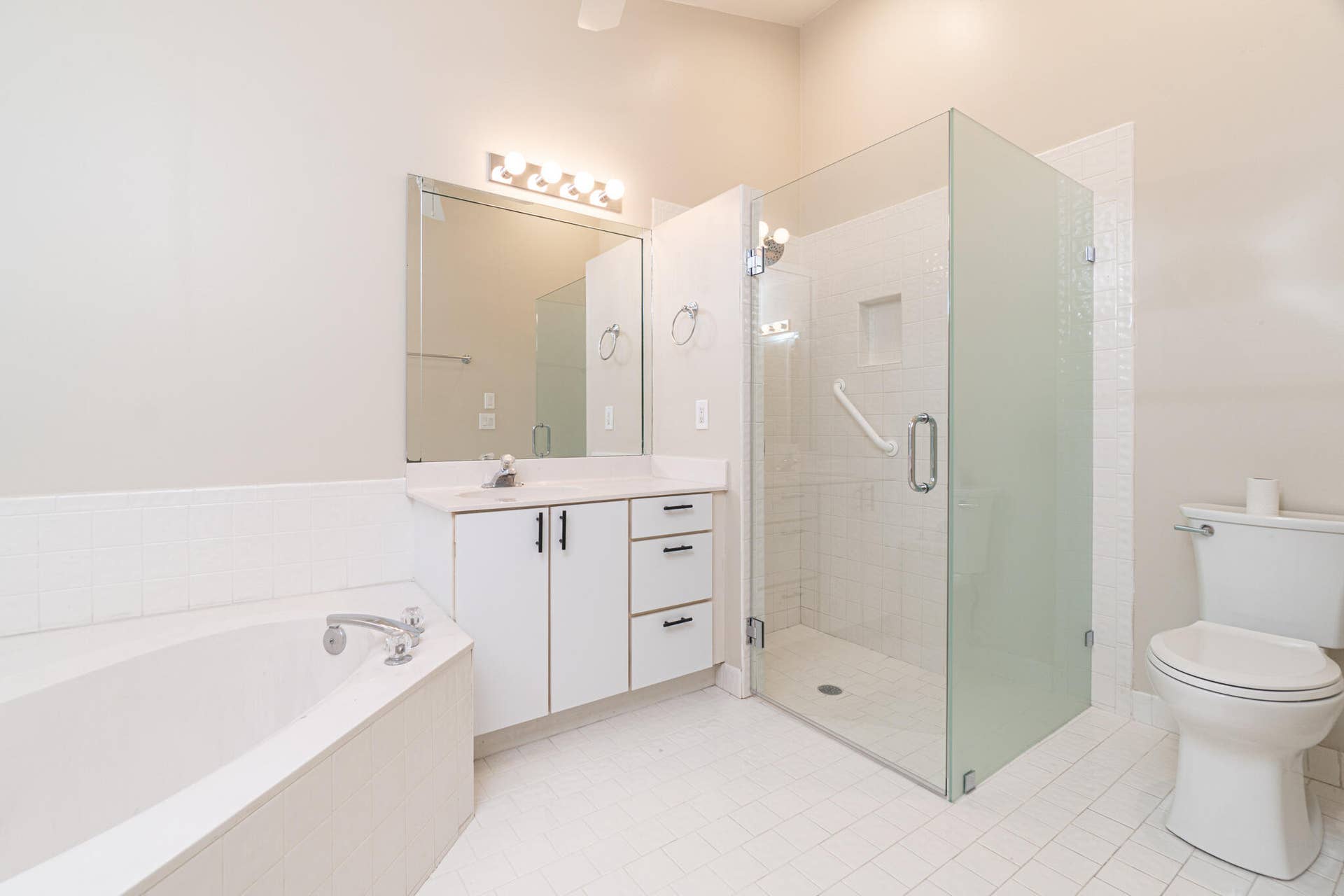 Main Bathroom