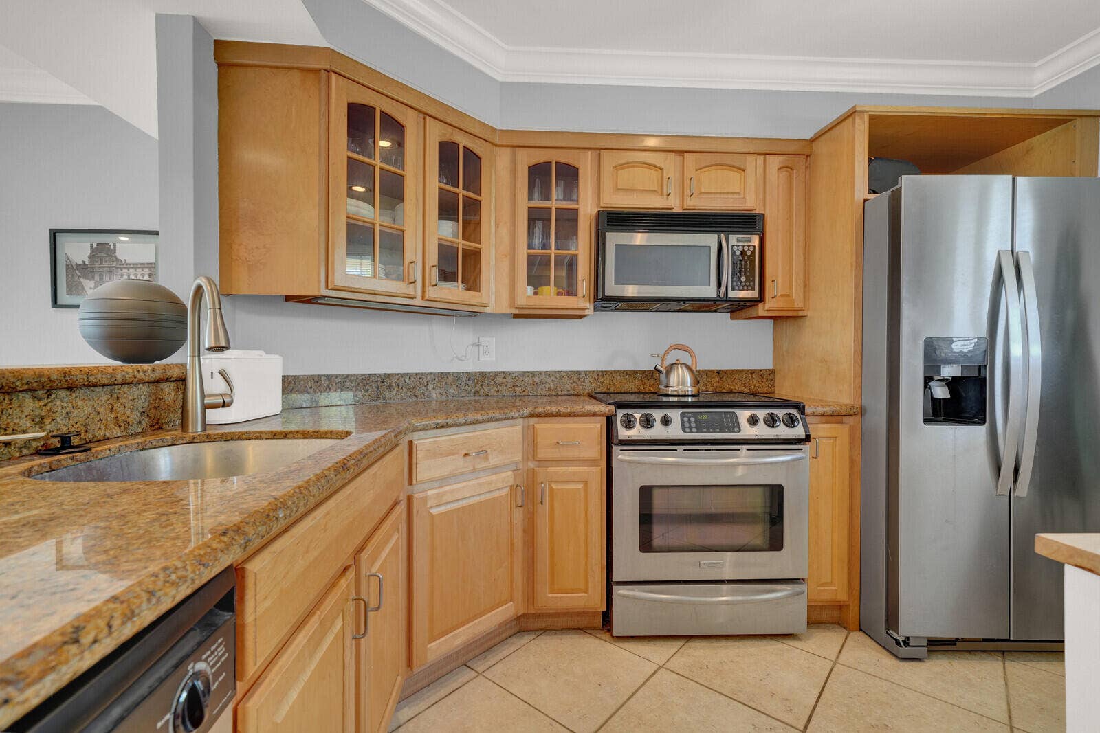 1501 E Broward Boulevard, #810, Fort Lauderdale, FL 33301 Kitchen