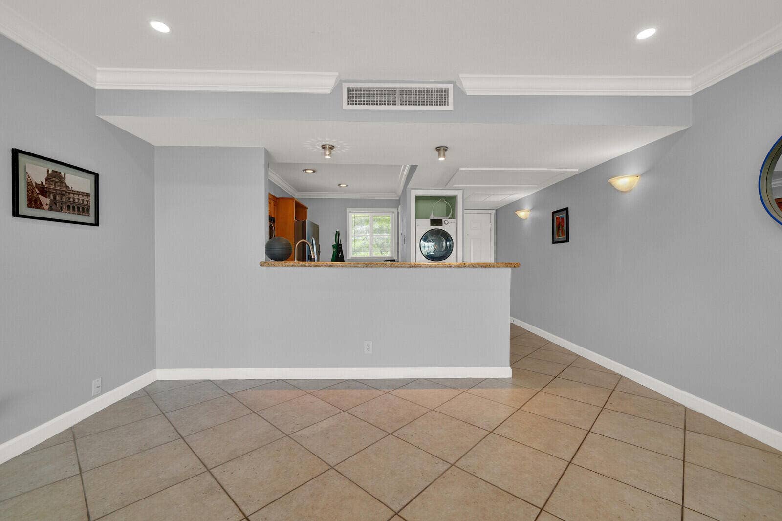 1501 E Broward Boulevard, #810, Fort Lauderdale, FL 33301 Dining Area