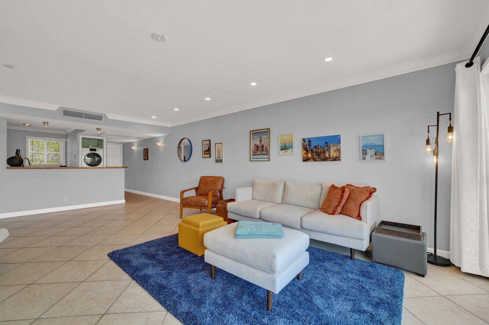 1501 E Broward Boulevard, #810, Fort Lauderdale, FL 33301 Living Room