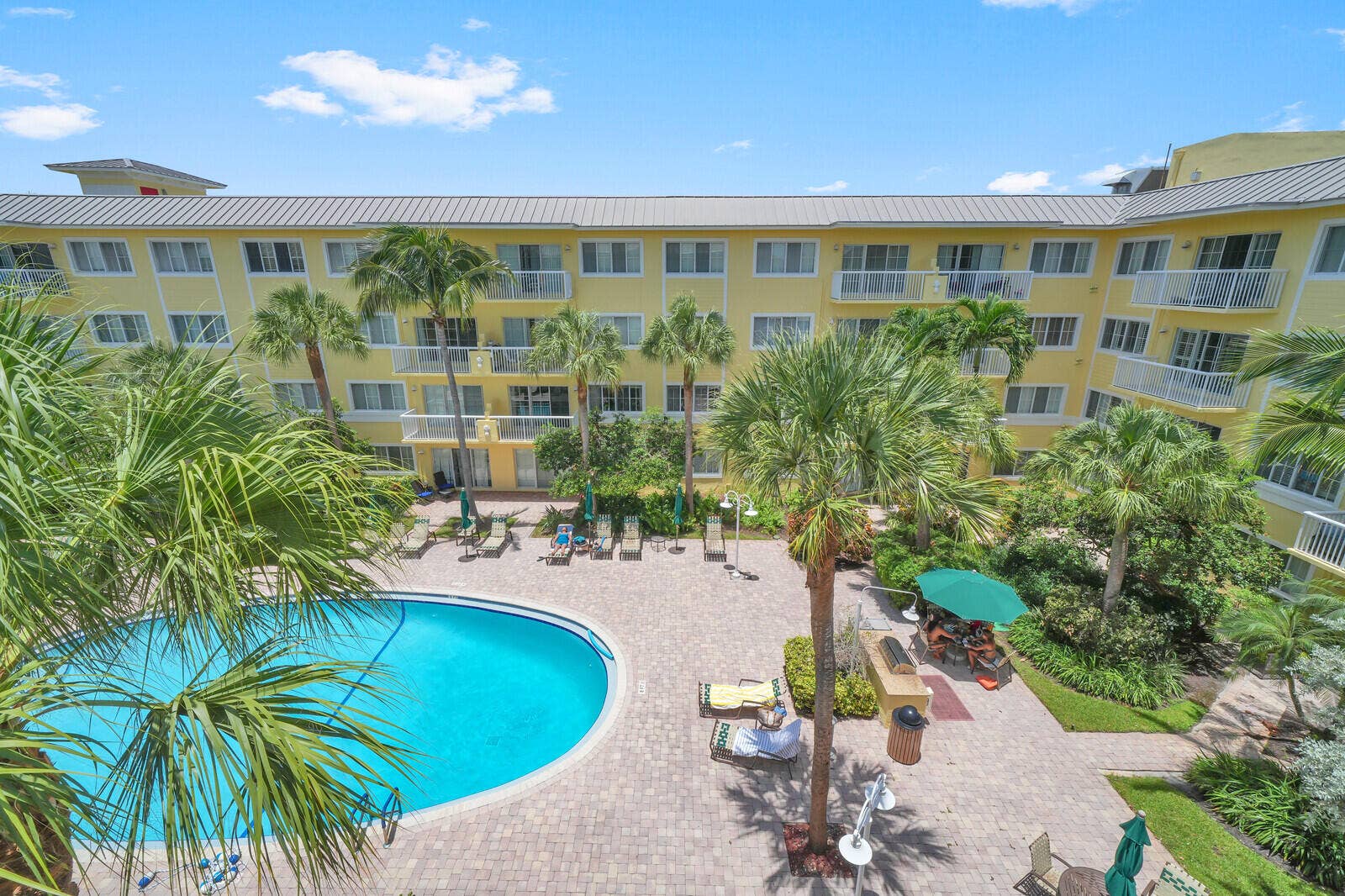 1501 E Broward Boulevard, #810, Fort Lauderdale, FL 33301 Community Pool