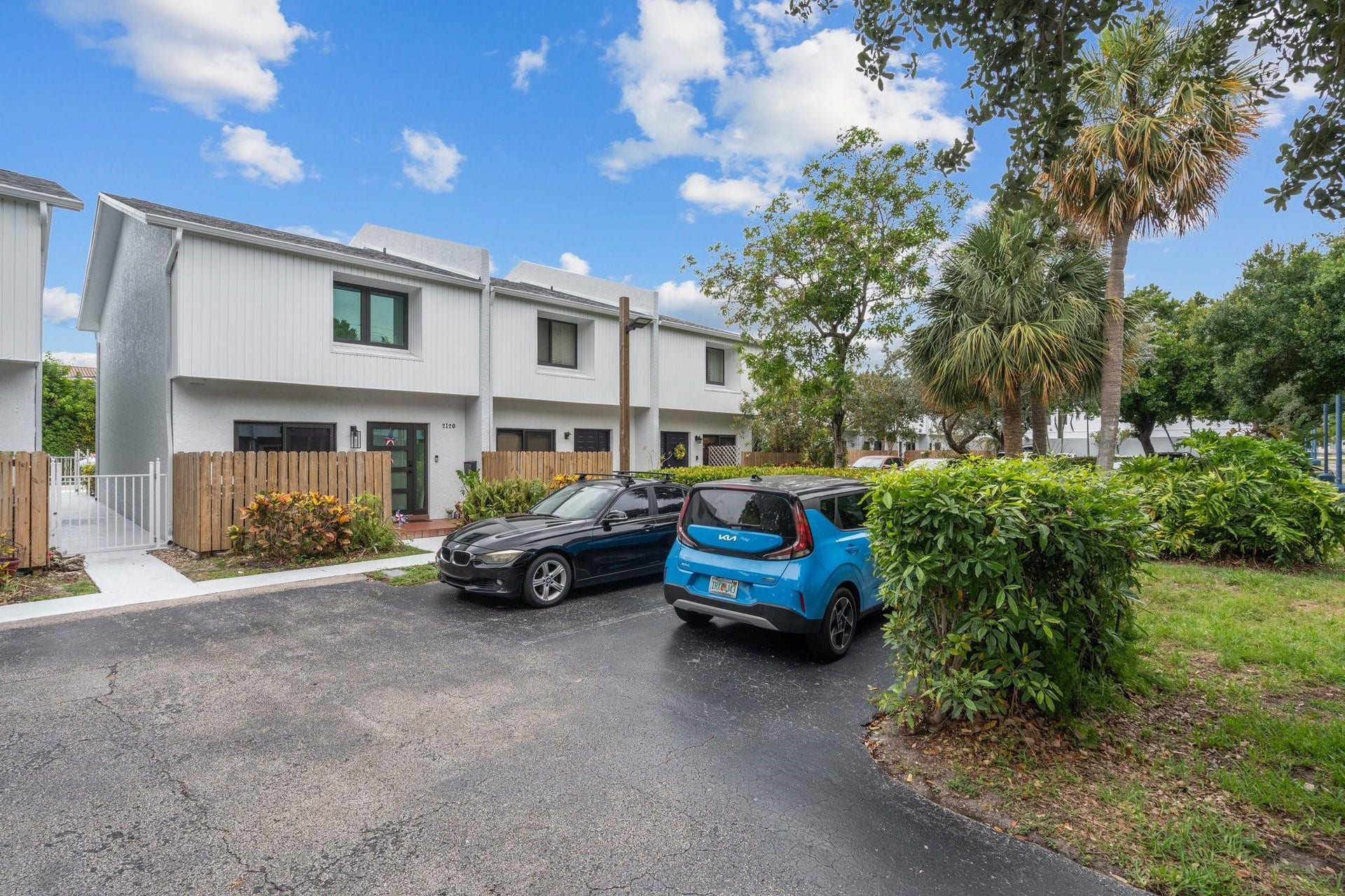 2116 NE 44TH Street, Lighthouse Point, FL 33064 Photo 4