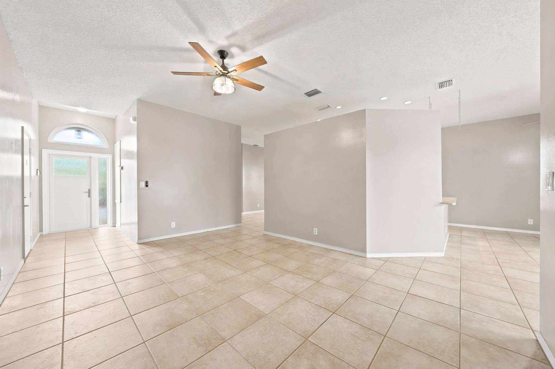 16208 OPAL CREEK Drive, Weston, FL 33331 18_064