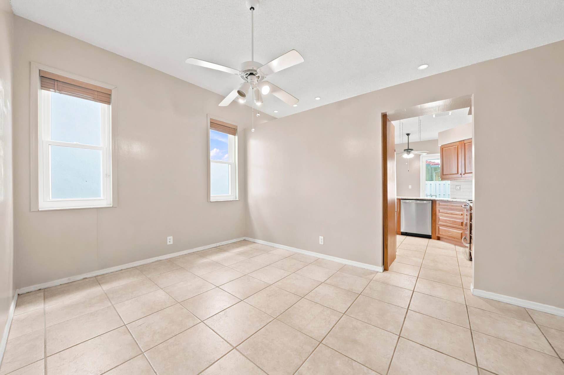 16208 OPAL CREEK Drive, Weston, FL 33331 20_074