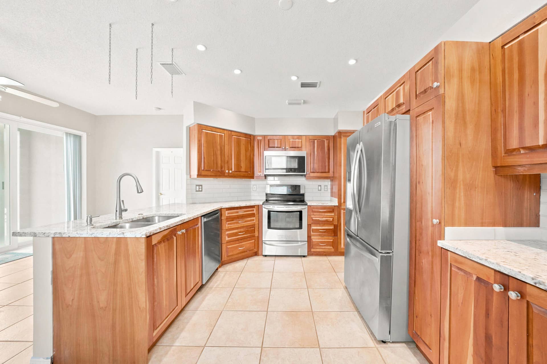 16208 OPAL CREEK Drive, Weston, FL 33331 22_084