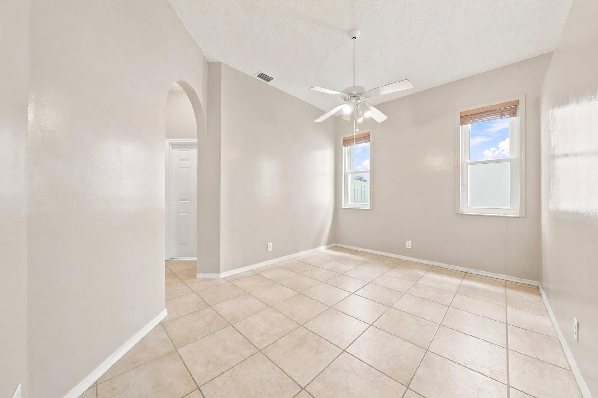 16208 OPAL CREEK Drive, Weston, FL 33331 19_069