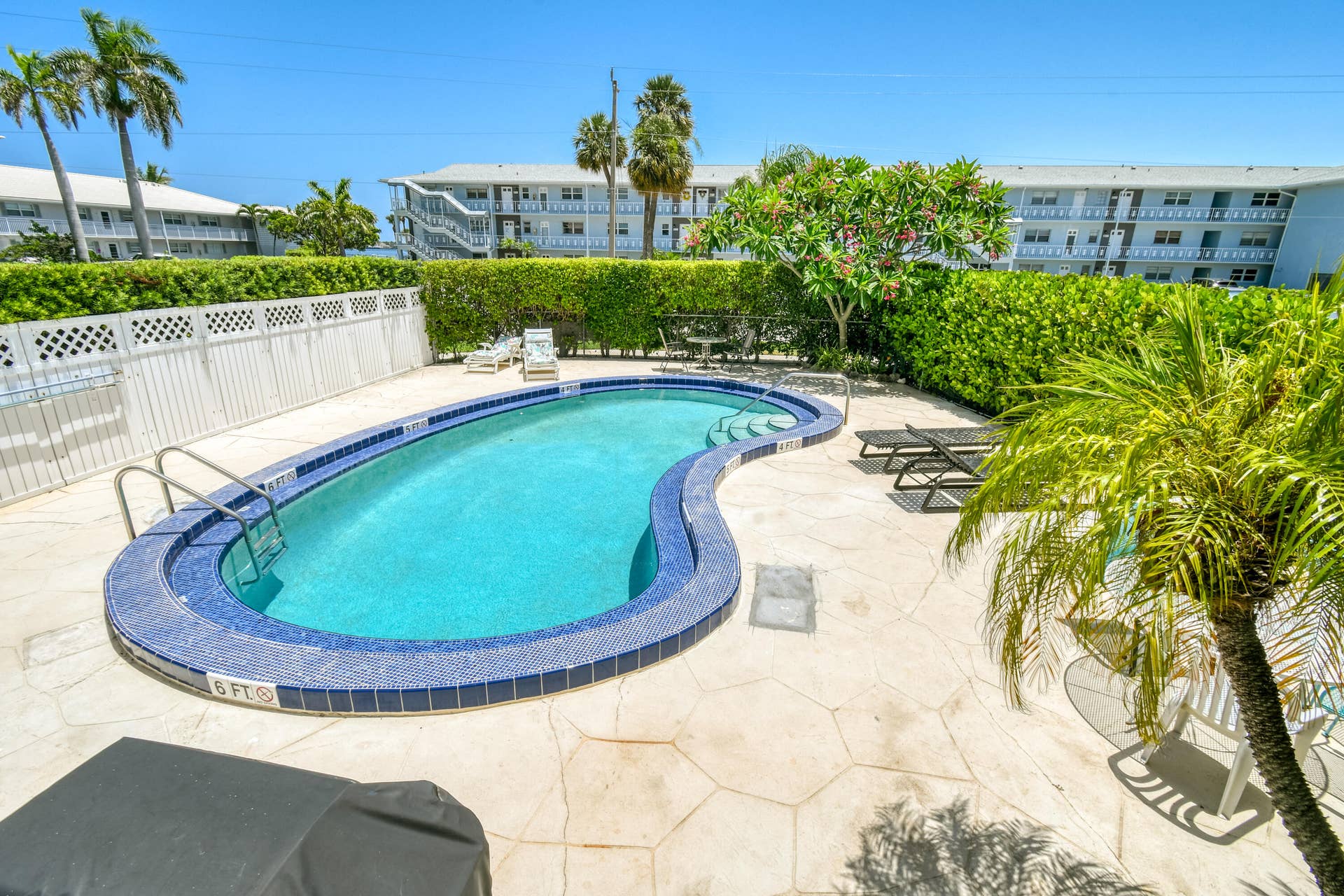 117 Lehane Terrace, #211, North Palm Beach, FL 33408 DSC_5665