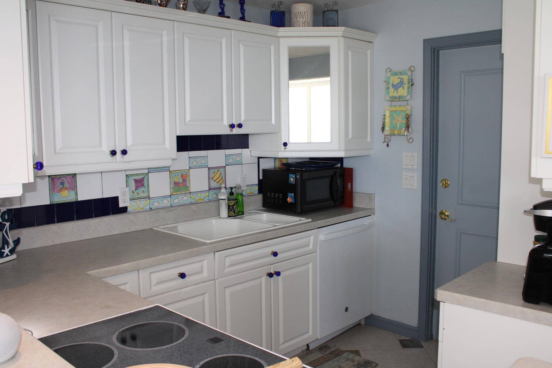 630 OCEAN Drive, #215, Juno Beach, FL 33408 IMG_0462