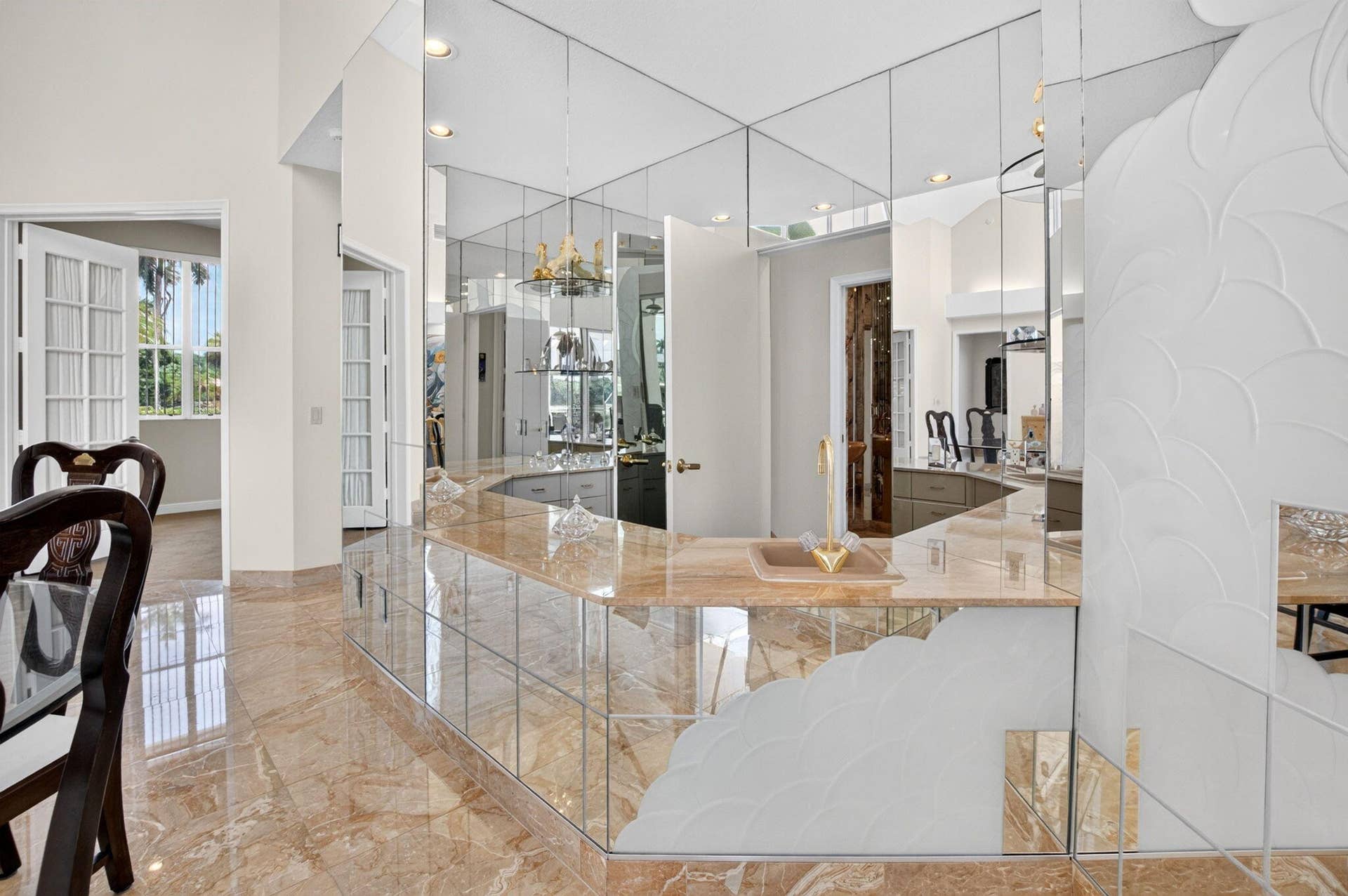 wet bar