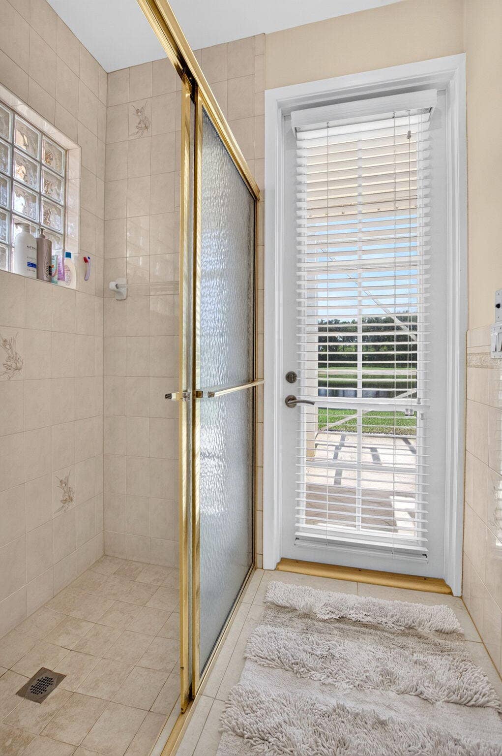 3rd full bath/cabana bath