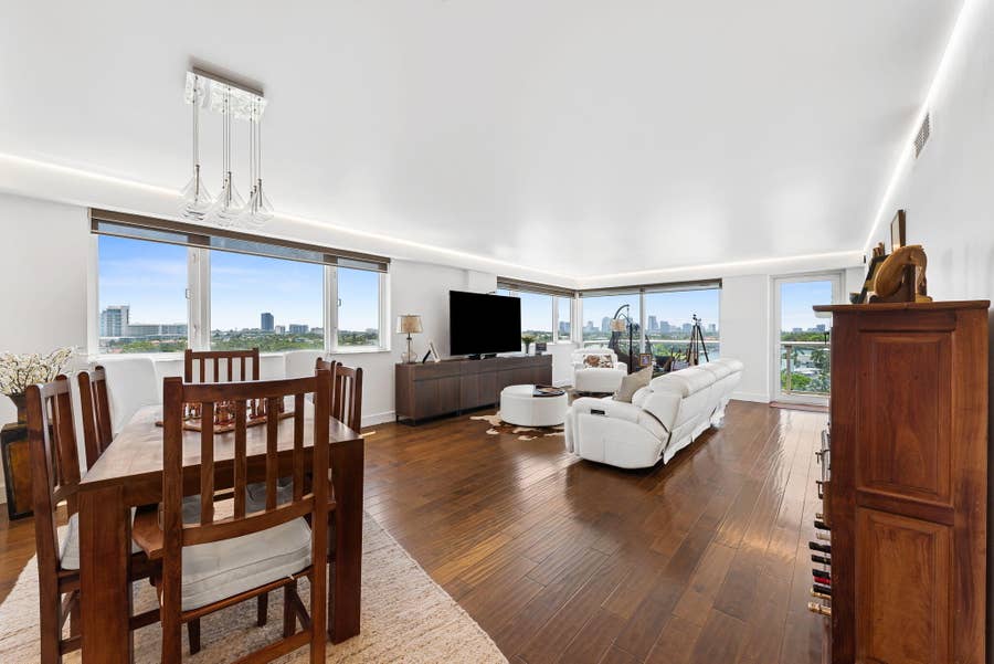 Property photo for 3000 Holiday Drive, #905, Fort Lauderdale, FL
