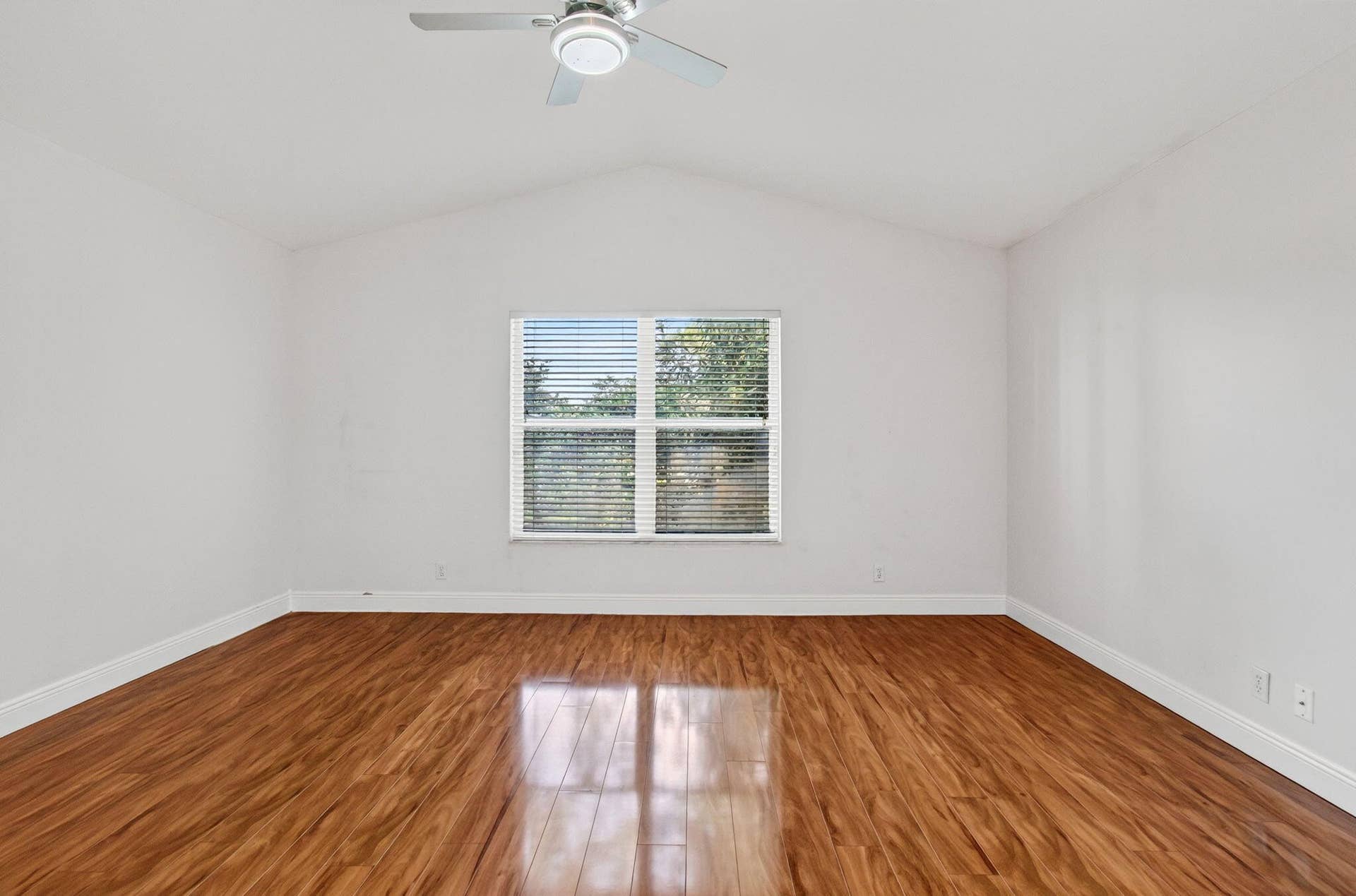 5225 Brookview Drive, Boynton Beach, FL 33437 MASTER SUITE