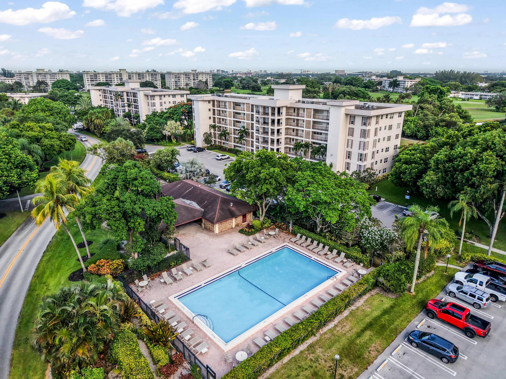 3000 N PALM AIRE Drive, #407, Pompano Beach, FL 33069 5-print-DJI_20260716062335_0725_D