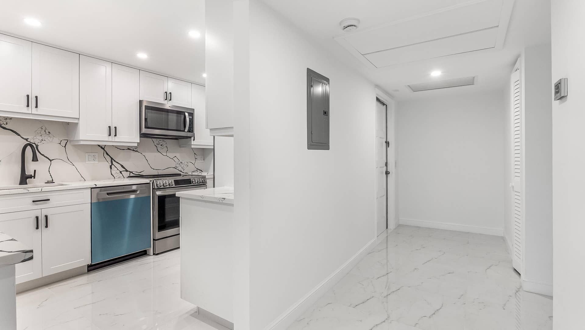 3000 N PALM AIRE Drive, #407, Pompano Beach, FL 33069 16-print-DSC06177