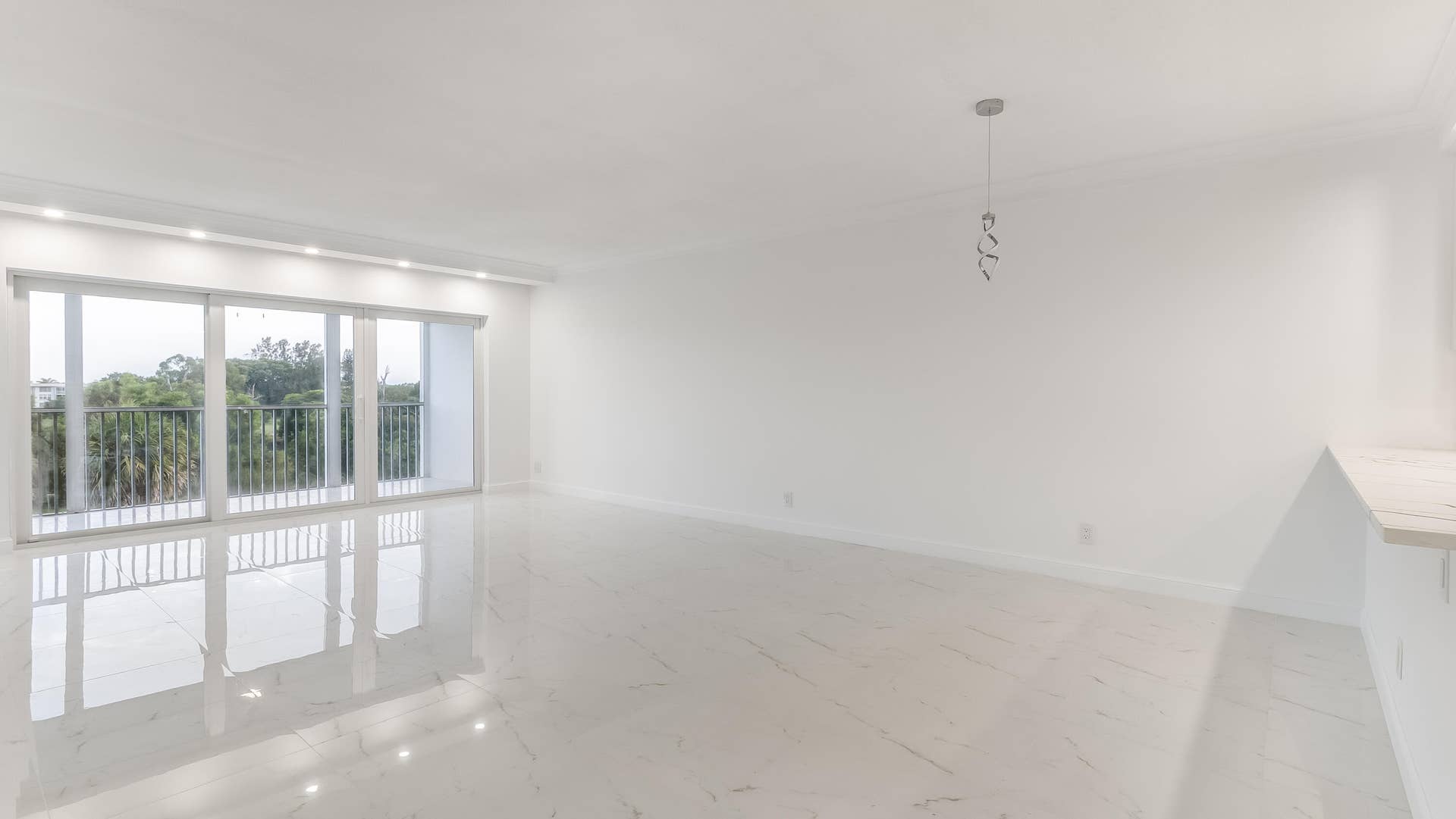 3000 N PALM AIRE Drive, #407, Pompano Beach, FL 33069 19-print-DSC06186