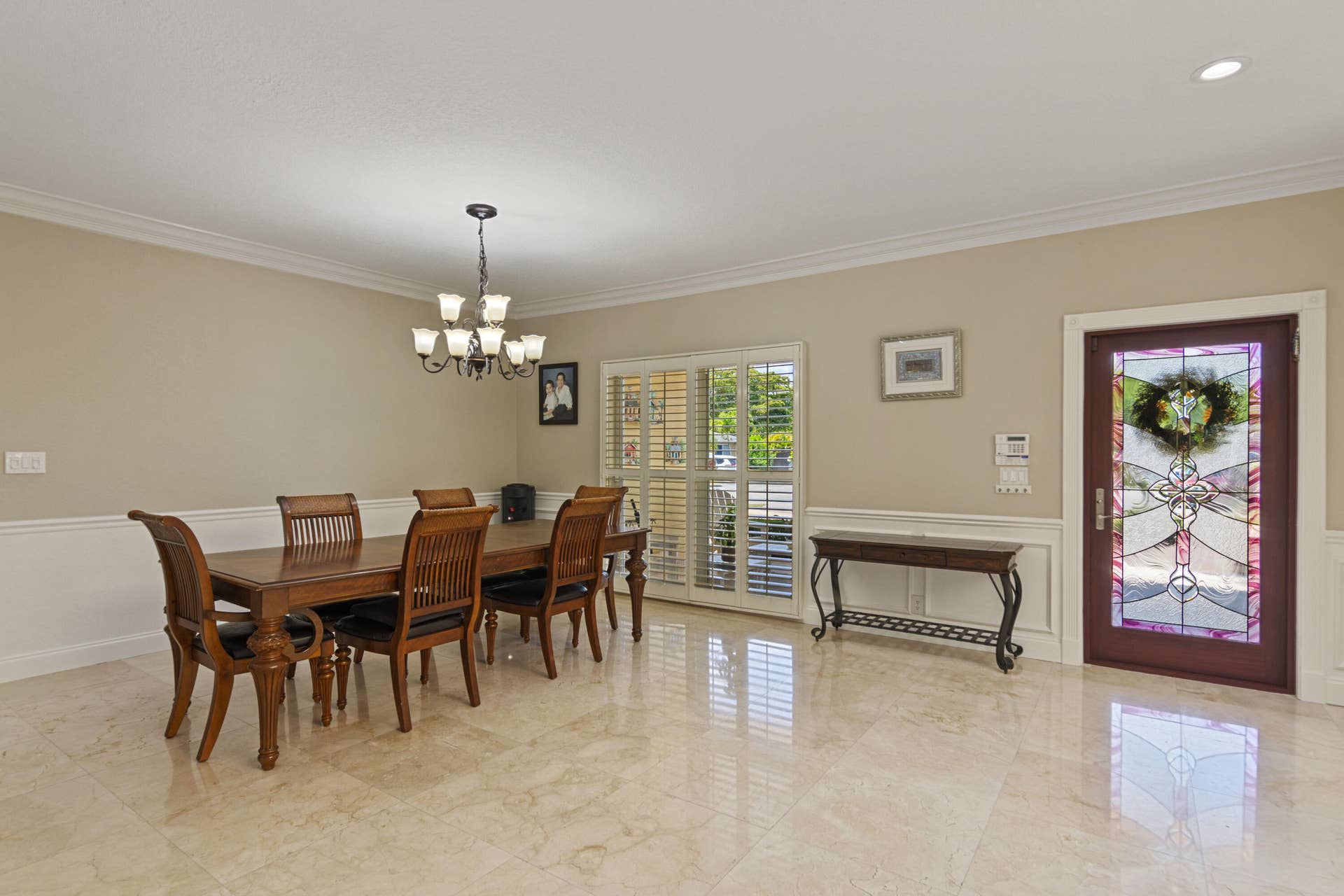 dining room