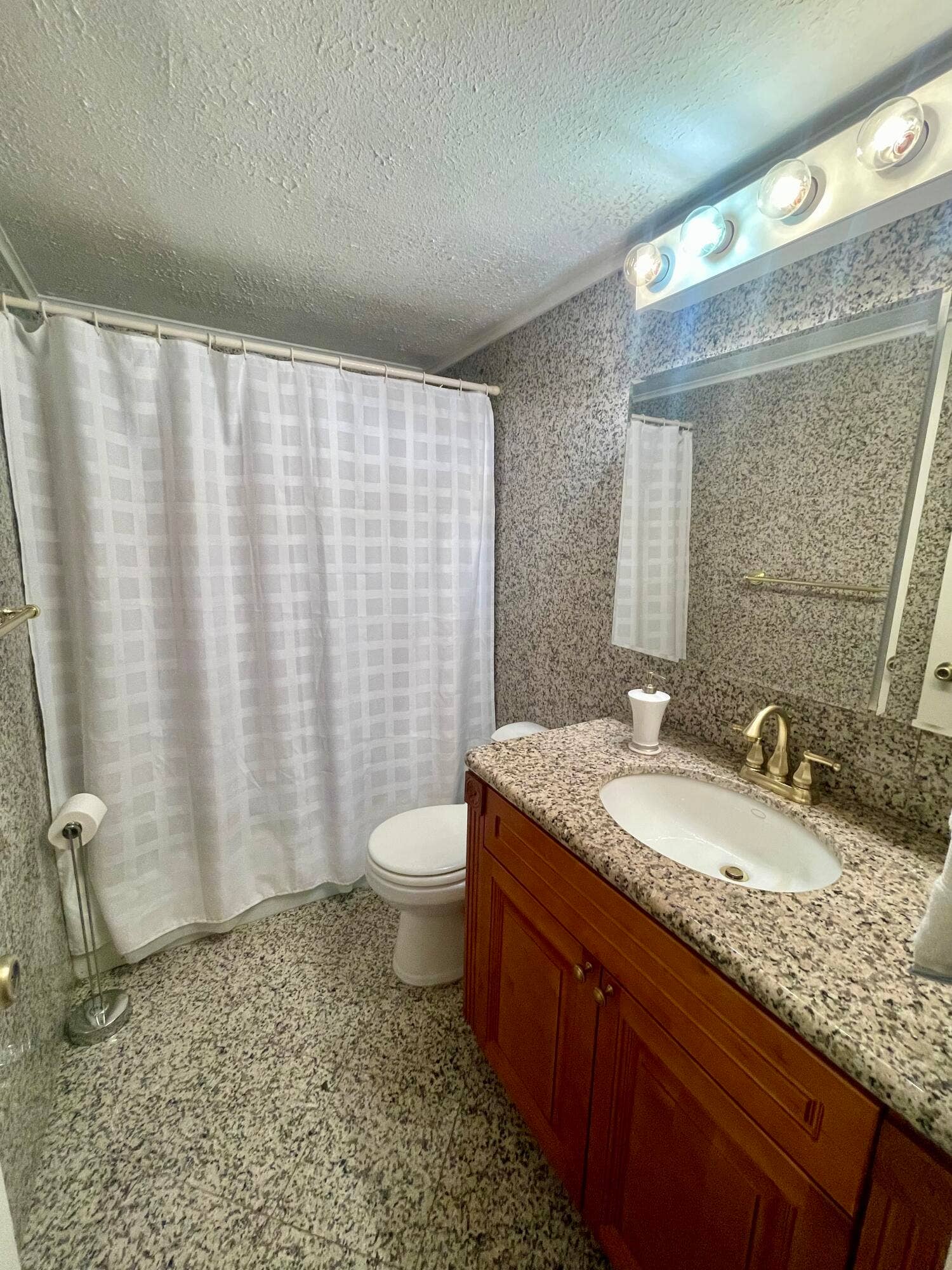 740 S FEDERAL Highway, #410, Pompano Beach, Pompano Beach, FL 33062 IMG_5036