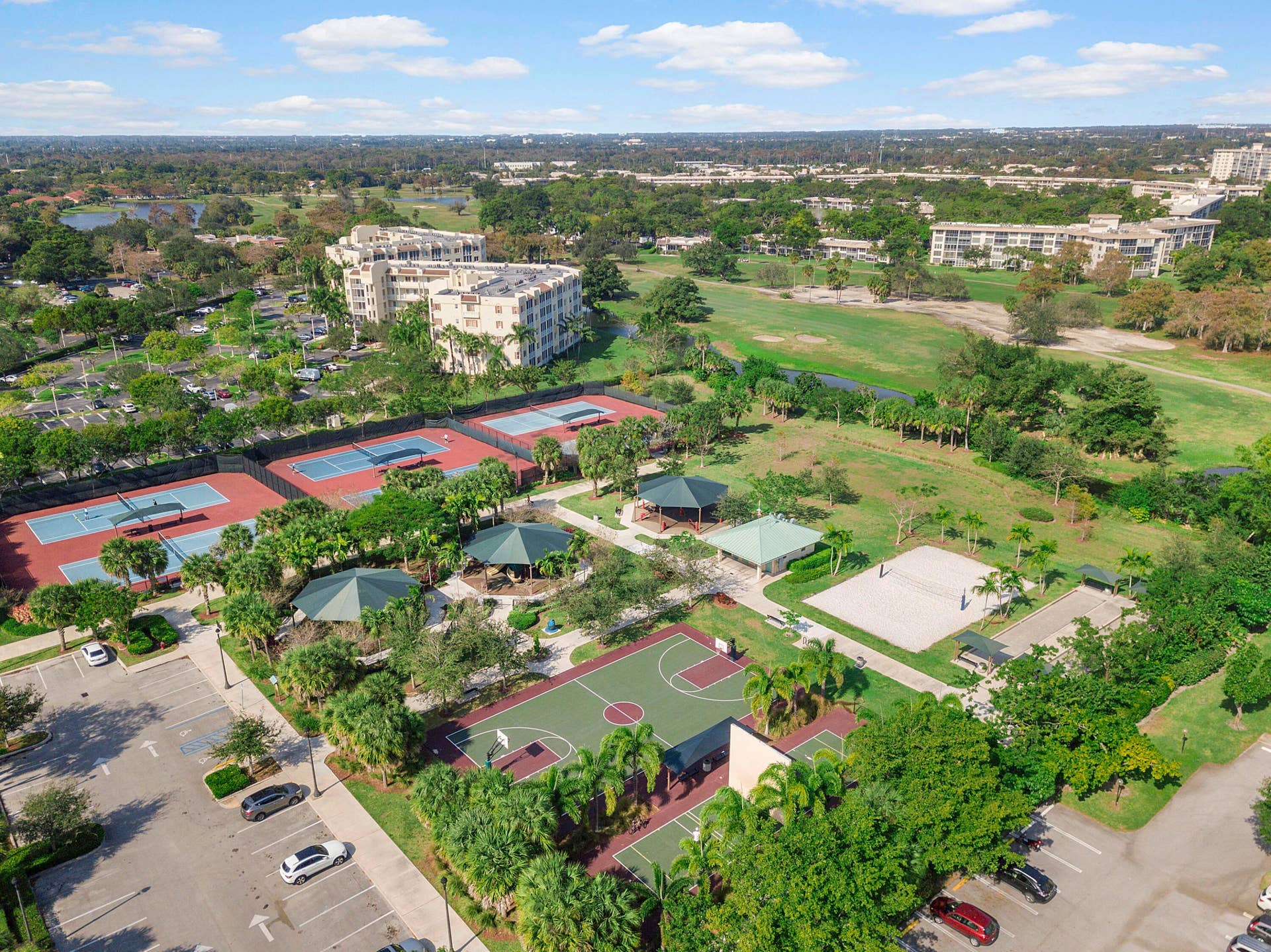 804 Cypress Grove Lane, #408, Pompano Beach, FL 33069 3960 Oaks Clubhouse Dr U306_05