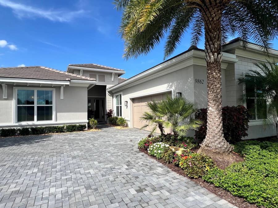 Property photo for 9862 Regency Way, Palm Beach Gardens, FL