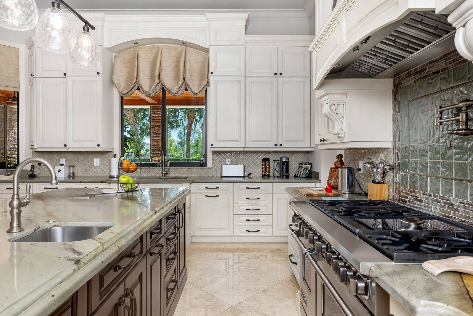 7242 Stonegate Boulevard, Parkland, FL 33076 Kitchen 6