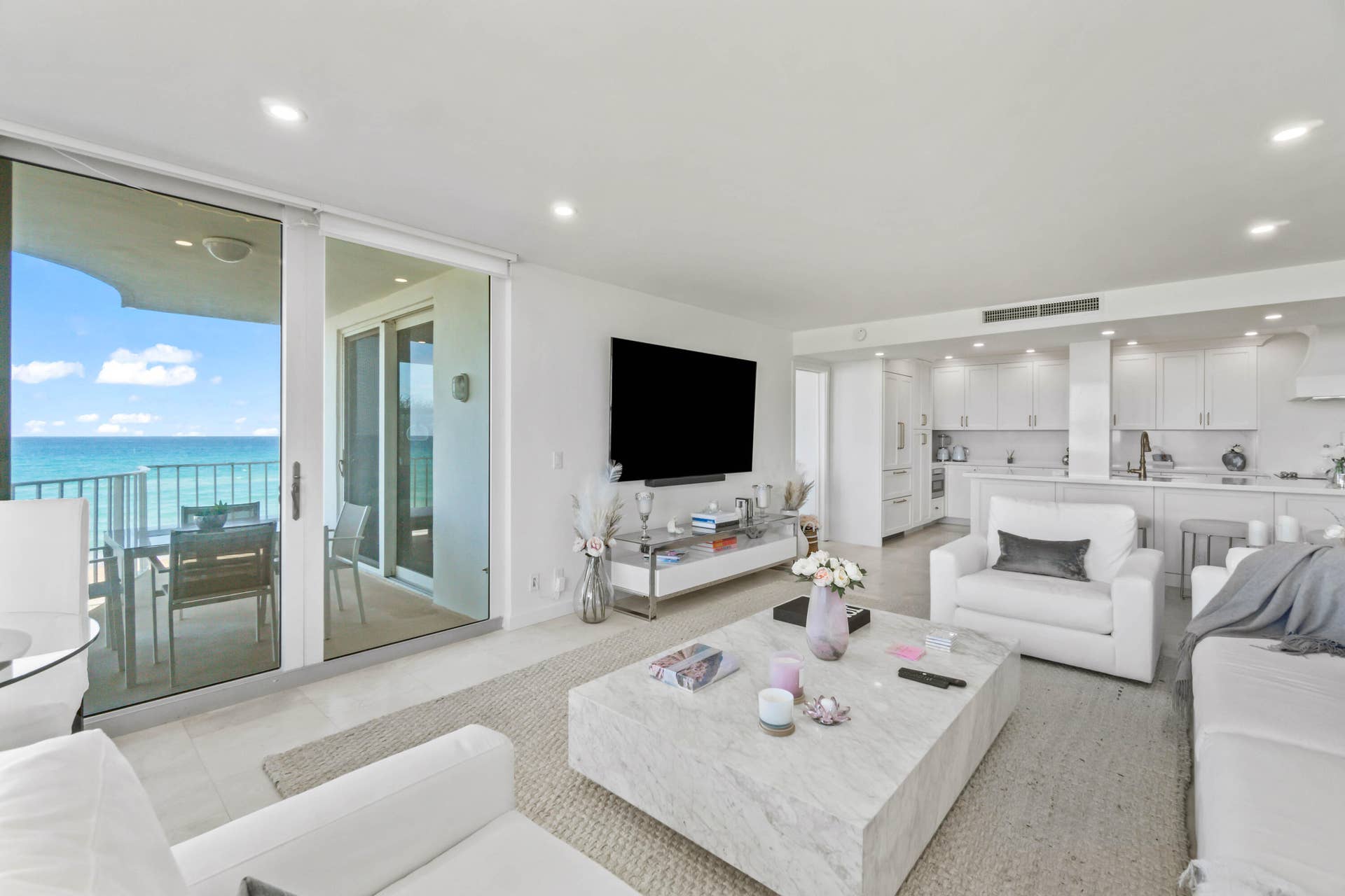2295 S Ocean Boulevard, #425, Palm Beach, FL 33480 005-2295SouthOceanBoulevard-425-PalmBeac