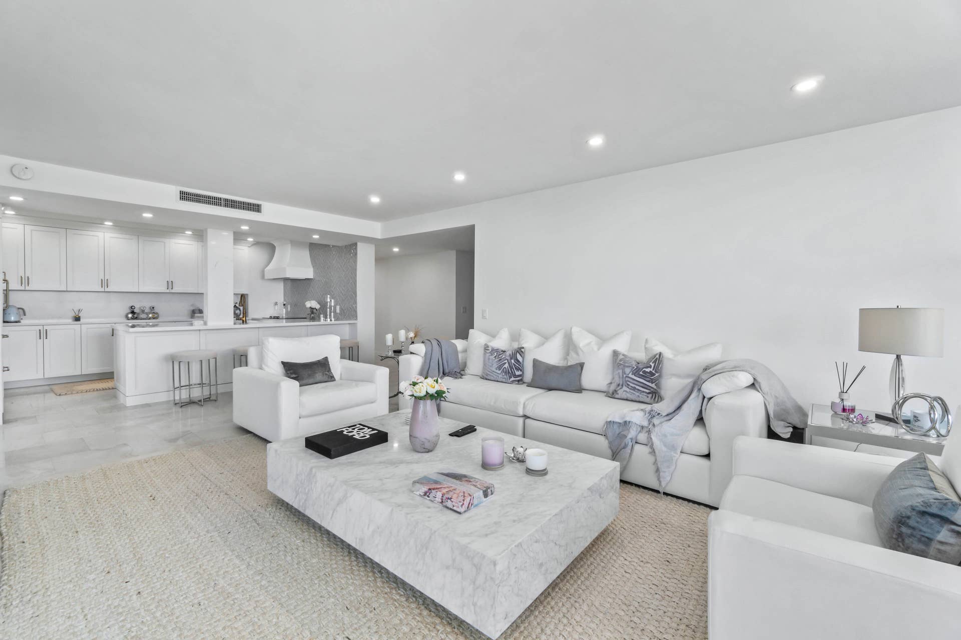 2295 S Ocean Boulevard, #425, Palm Beach, FL 33480 006-2295SouthOceanBoulevard-425-PalmBeac