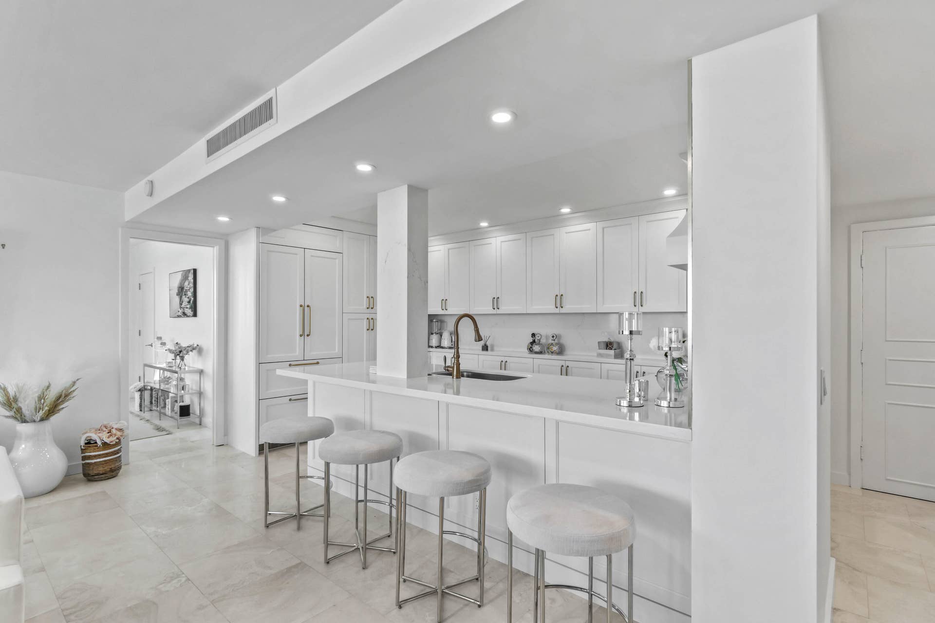 2295 S Ocean Boulevard, #425, Palm Beach, FL 33480 003-2295SouthOceanBoulevard-425-PalmBeac