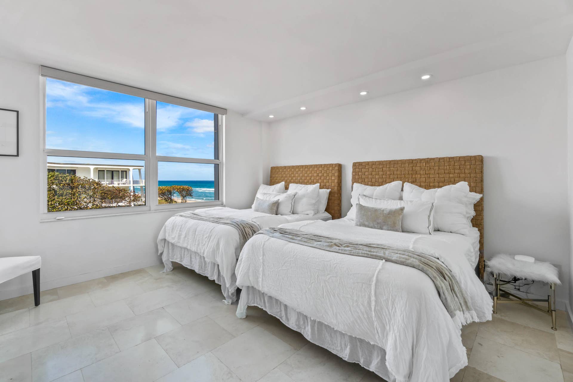 2295 S Ocean Boulevard, #425, Palm Beach, FL 33480 018-2295SouthOceanBoulevard-425-PalmBeac